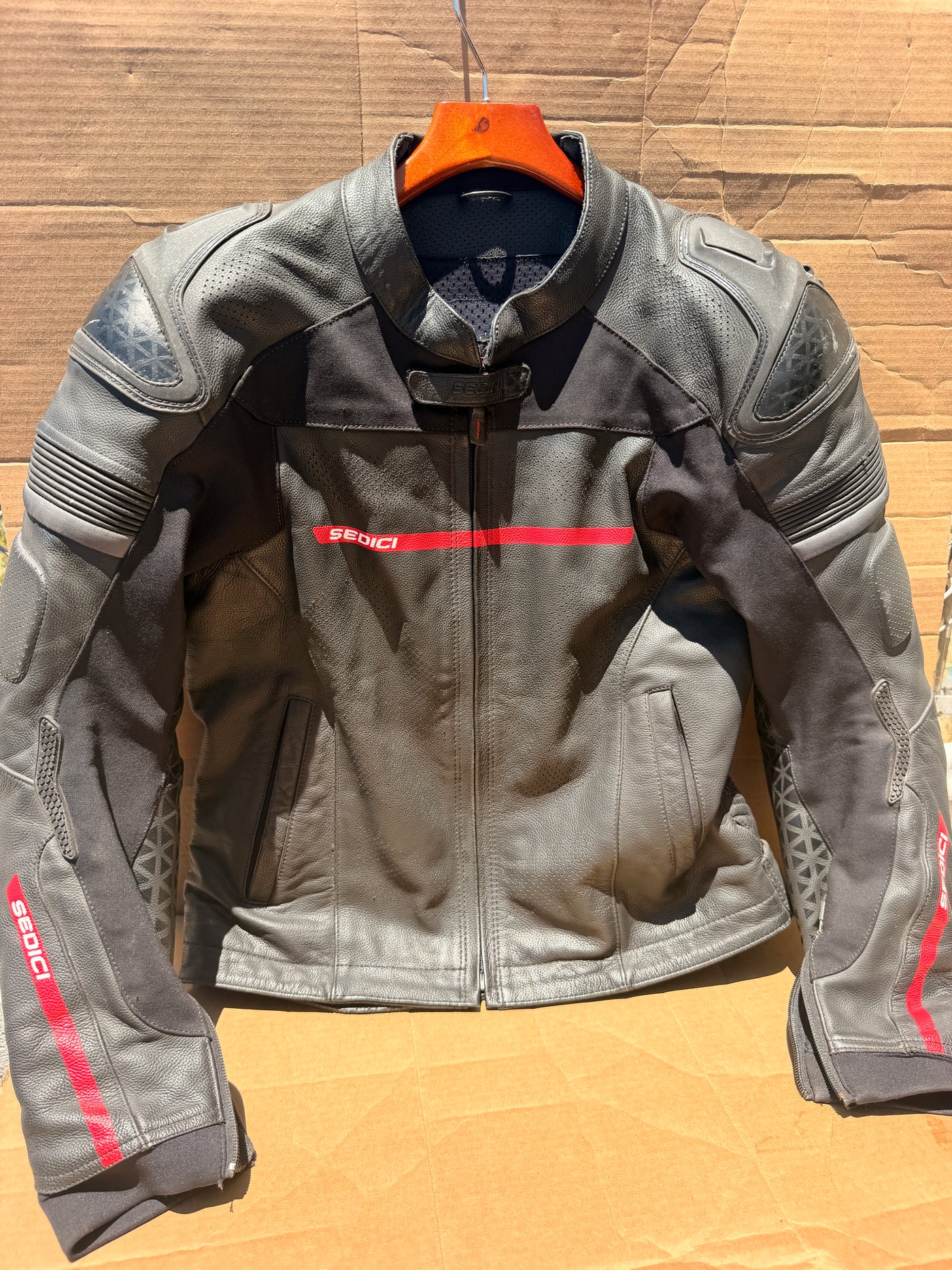 Sedici 51 Leather Motorcycle Riding Jacket with CE Armor - Black Red - Size M