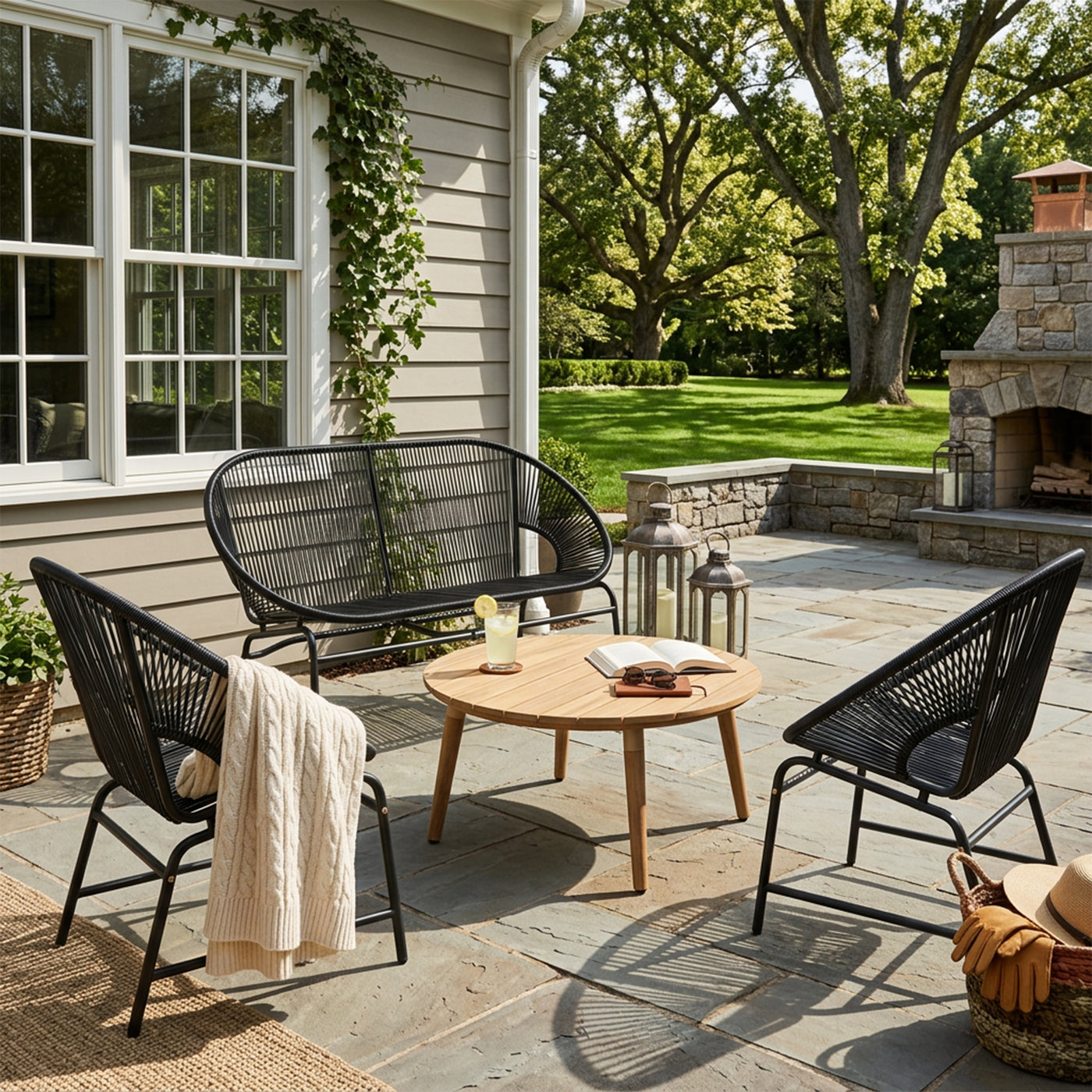 4-Piece Outdoor Patio Chat Set Black PE Rattan Acacia Wood