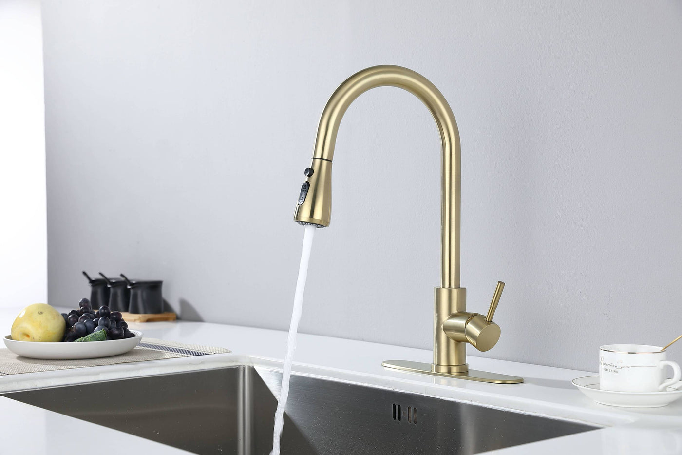 Kitchen Faucet with Pull Out Spraye