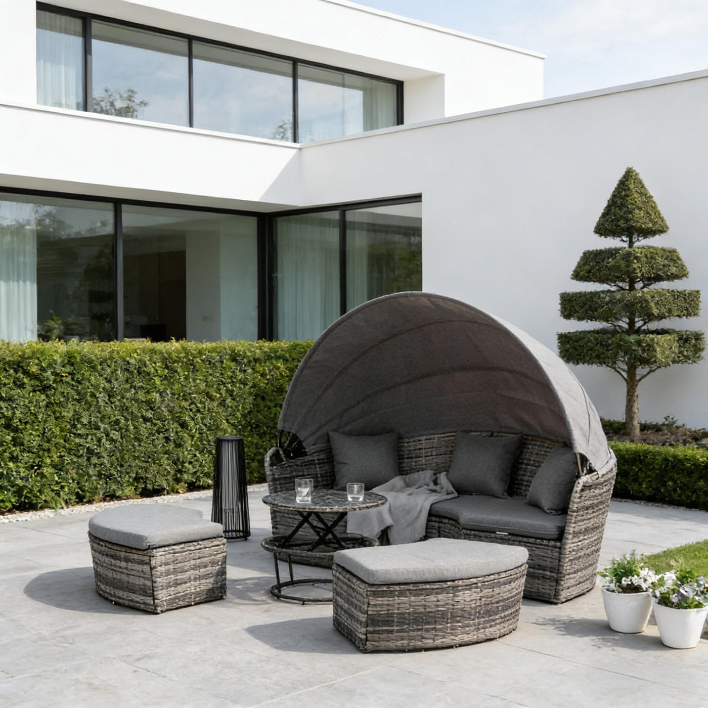 Outdoor Round Daybed Set PE Rattan Gray 4 Piece Canopy 352 lb Capacity