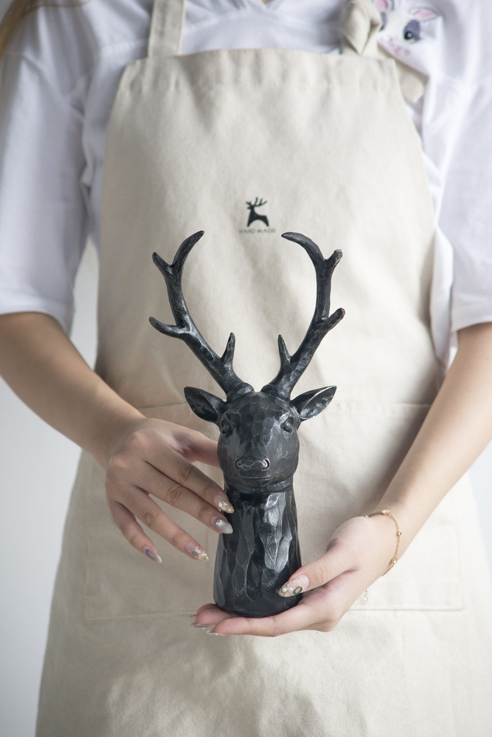 8-Point Deer Head Statue Decor Black 6x4x11