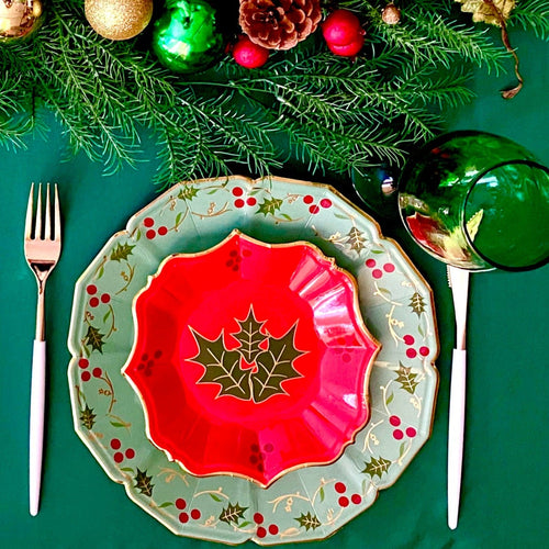 Classic Christmas Party Set, Serves 8, 24 Pieces