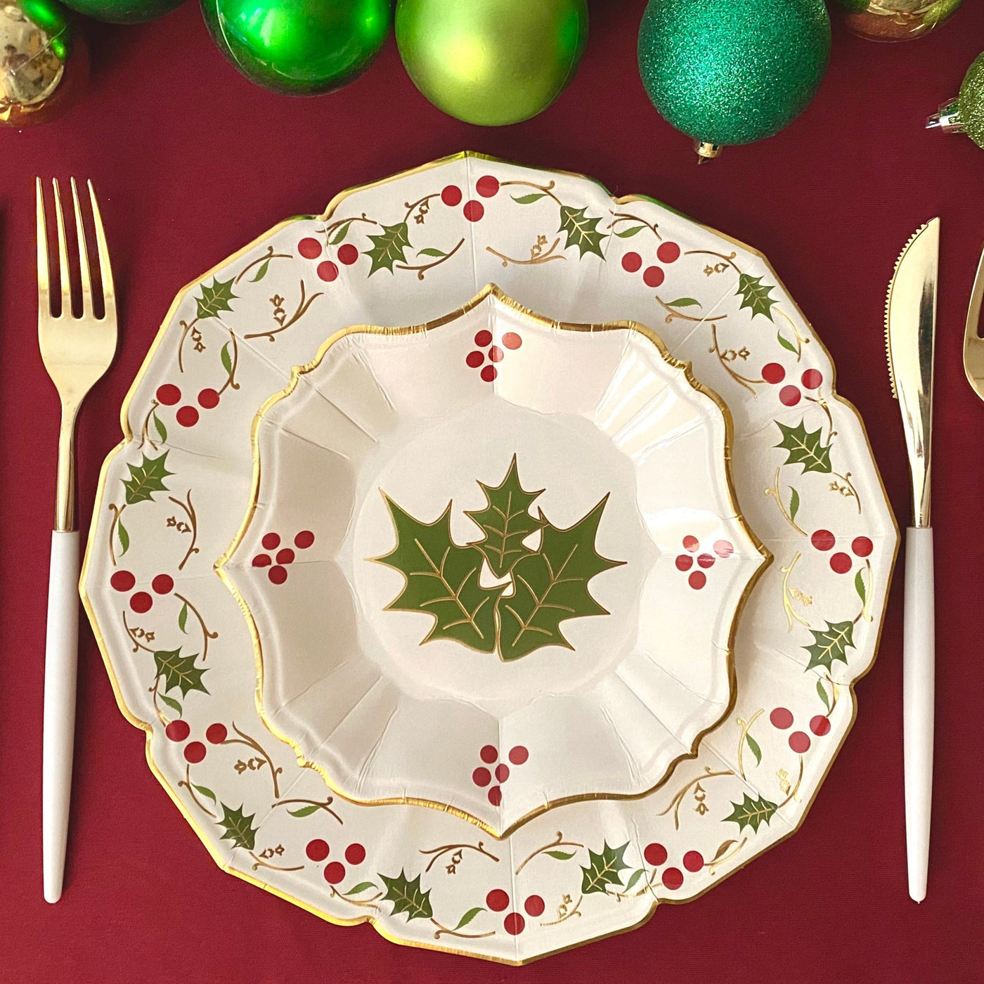 White Christmas Party Set, Serves 8, 24 Pieces