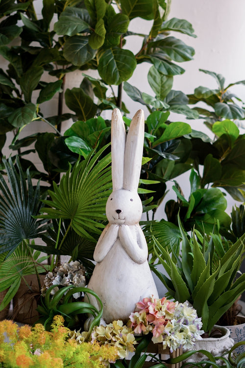 Textured White Magnesium Bunny Rabbit Figurine 9.5x27.5