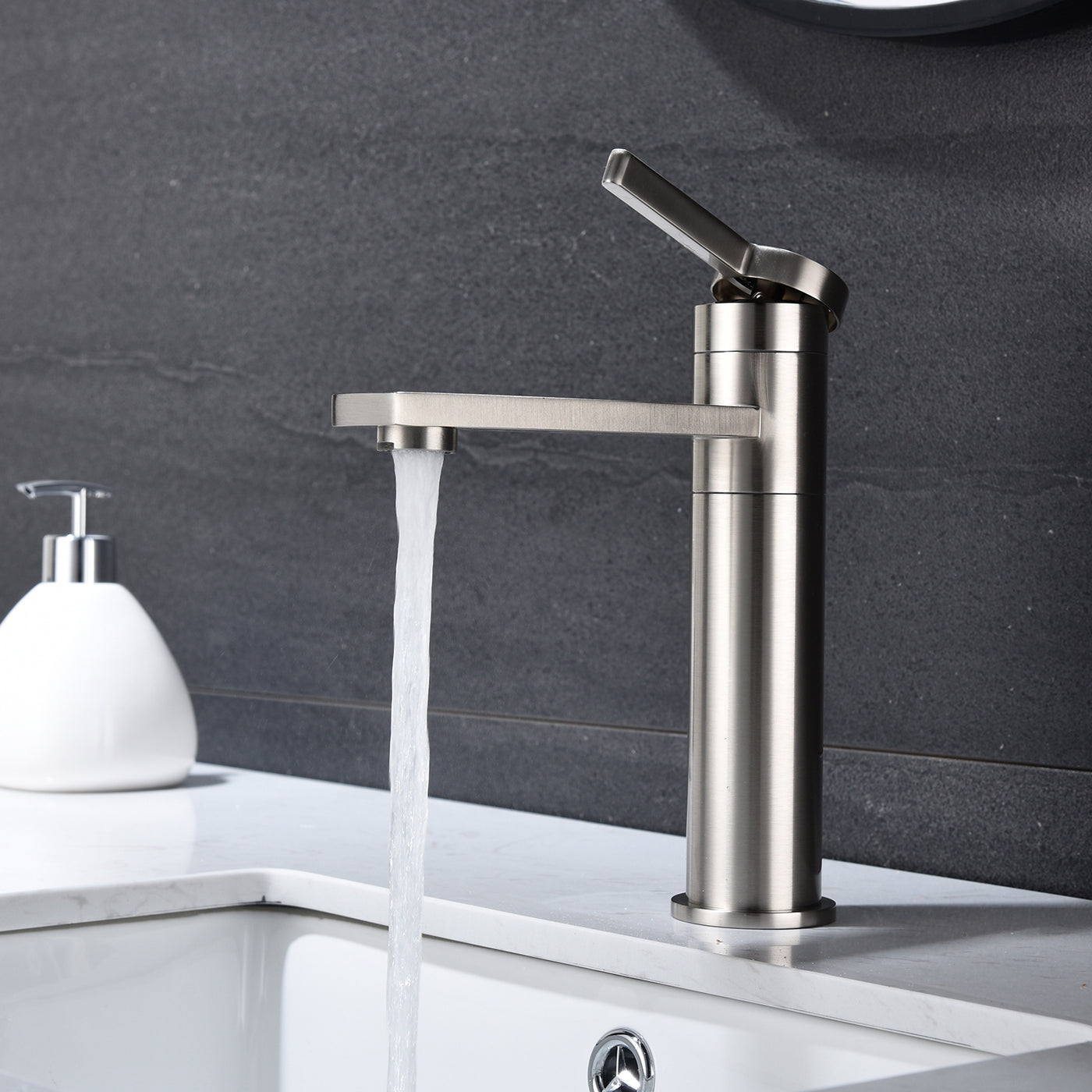 Single Handle Bathroom Sink Vanity Faucet