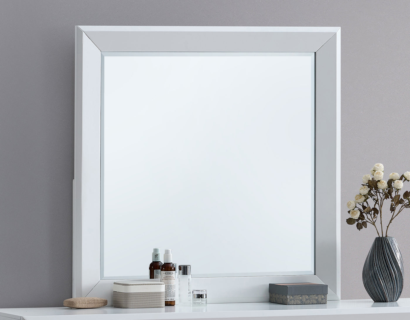 White Mirror G001700-M