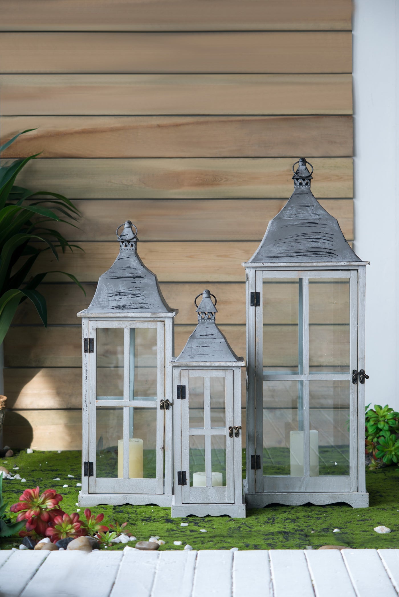 Set of 3 Gray Window Scape Lanterns
