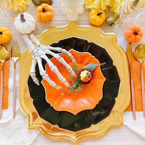 Halloween Party Set, Serves 8, 24 Pieces