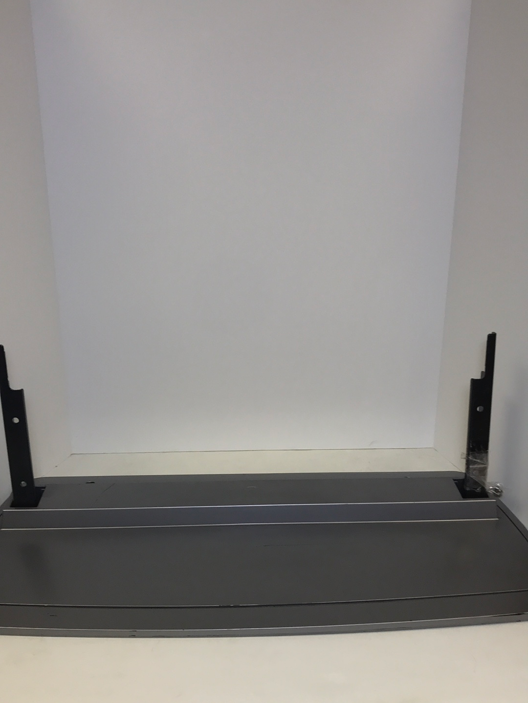 Sylvania LC420SS8 TV Stand Base